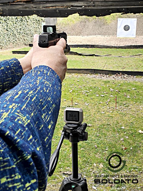 Jak připevnit Garmin XERO C1 Pro na stativ